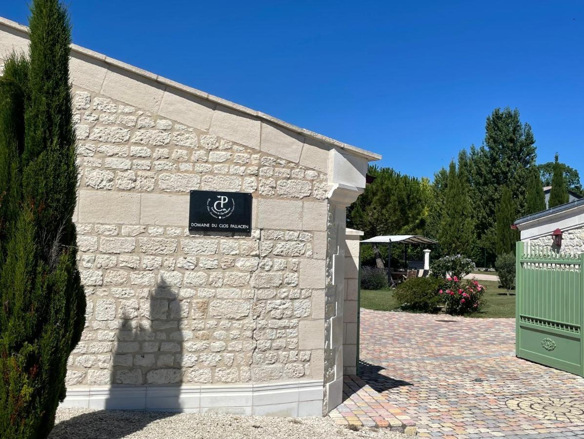 Domaine Du Clos Pallacien Paillé Buitenkant foto